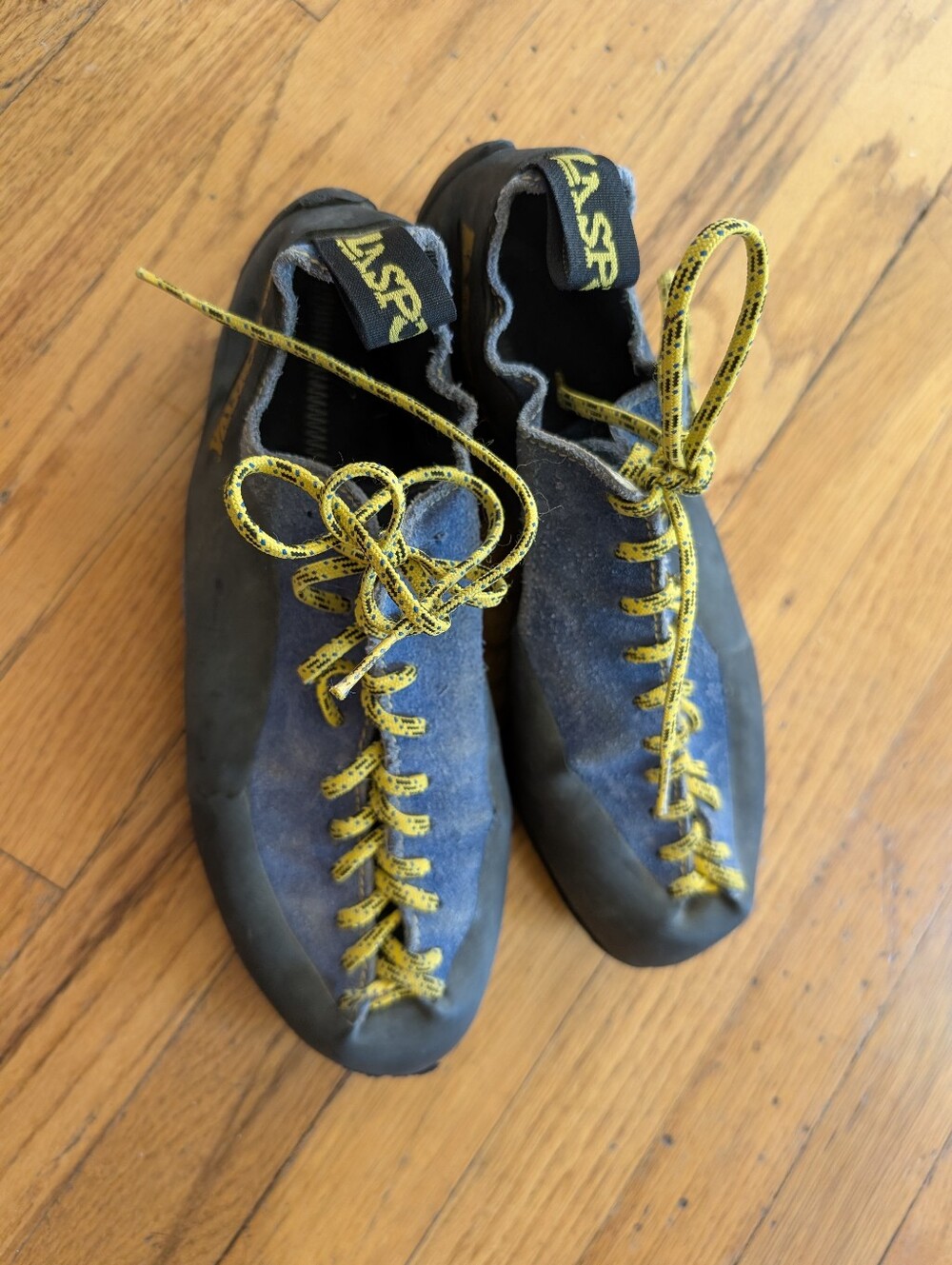 La Sportiva Men's Blue Climbing Shoes Size 38